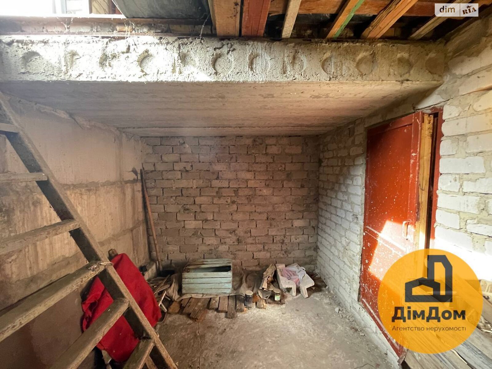 Место в гаражном кооперативе под легковое авто в Киеве, площадь 41.2 кв.м. фото 1 Место в гаражном кооперативе под легковое авто в Киеве, площадь 41.2 кв.м. фото 1