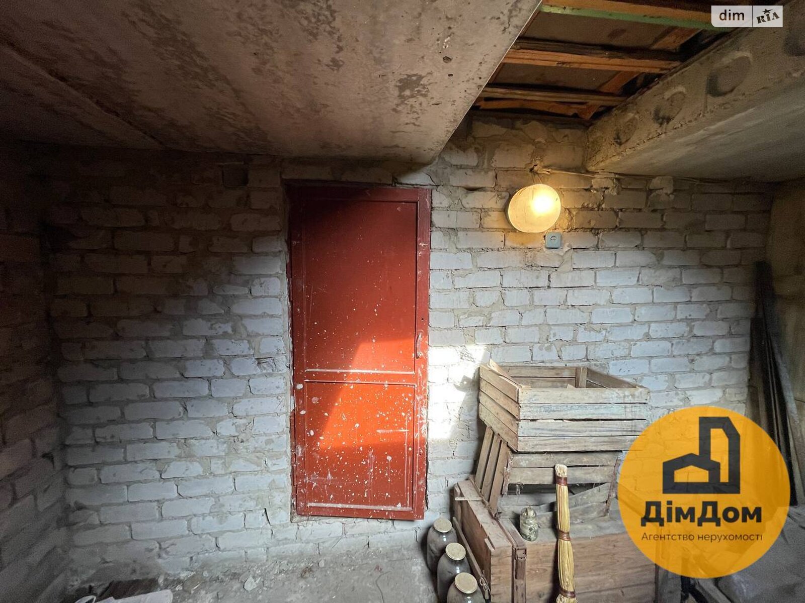 Место в гаражном кооперативе под легковое авто в Киеве, площадь 41.2 кв.м. фото 1 Место в гаражном кооперативе под легковое авто в Киеве, площадь 41.2 кв.м. фото 1