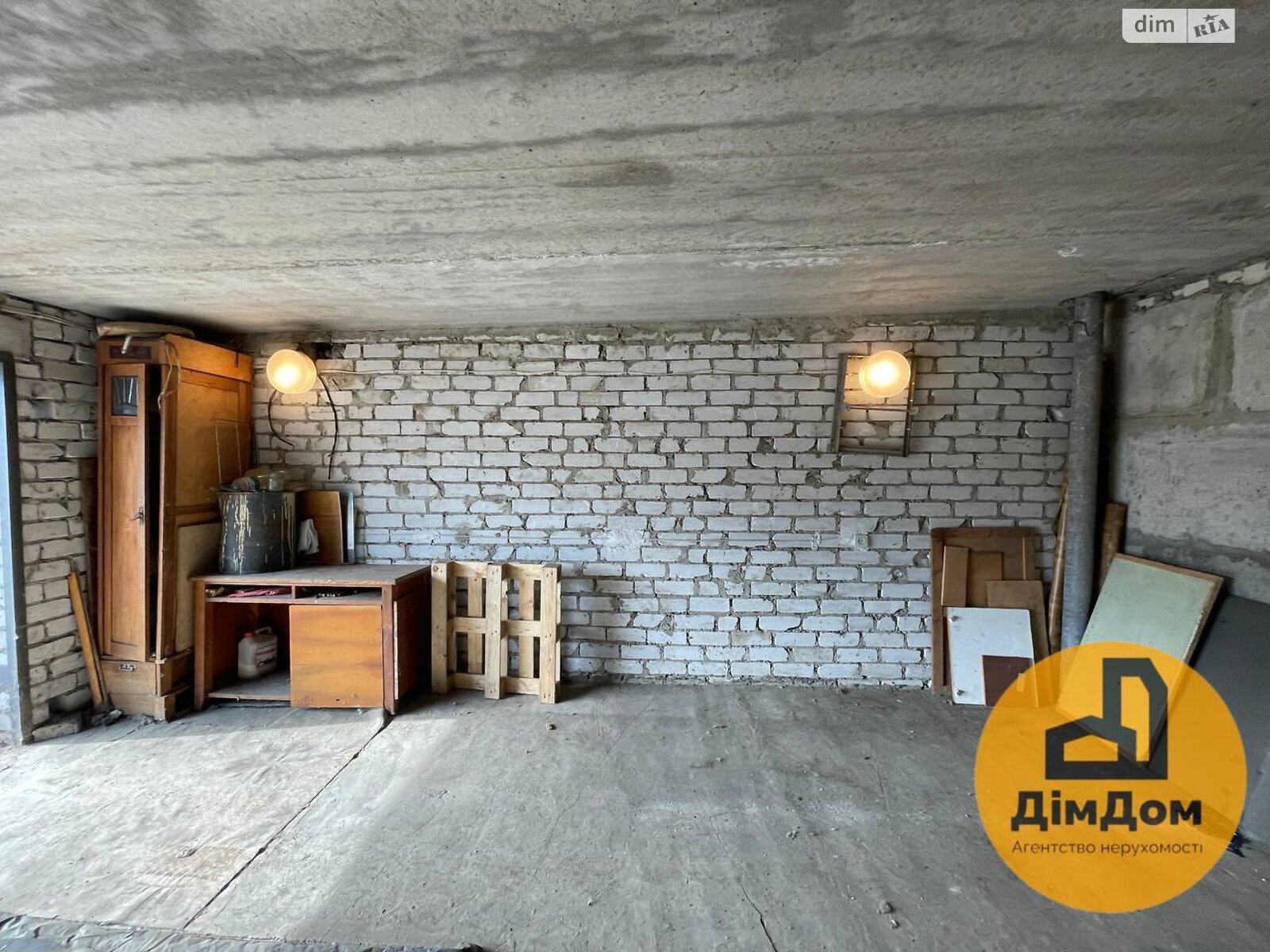 Место в гаражном кооперативе под легковое авто в Киеве, площадь 41.2 кв.м. фото 1 Место в гаражном кооперативе под легковое авто в Киеве, площадь 41.2 кв.м. фото 1