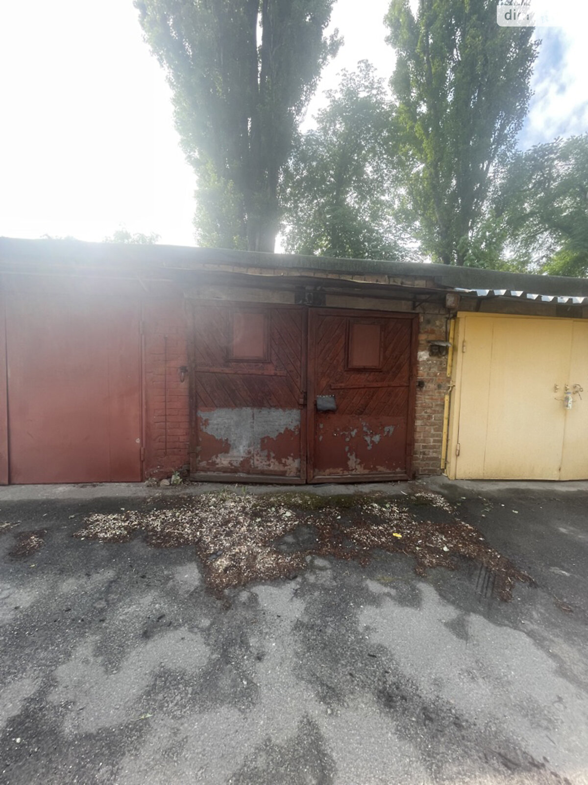Місце в гаражному кооперативі під легкове авто в Києві, площа 17.2 кв.м. фото 1 Місце в гаражному кооперативі під легкове авто в Києві, площа 17.2 кв.м. фото 1