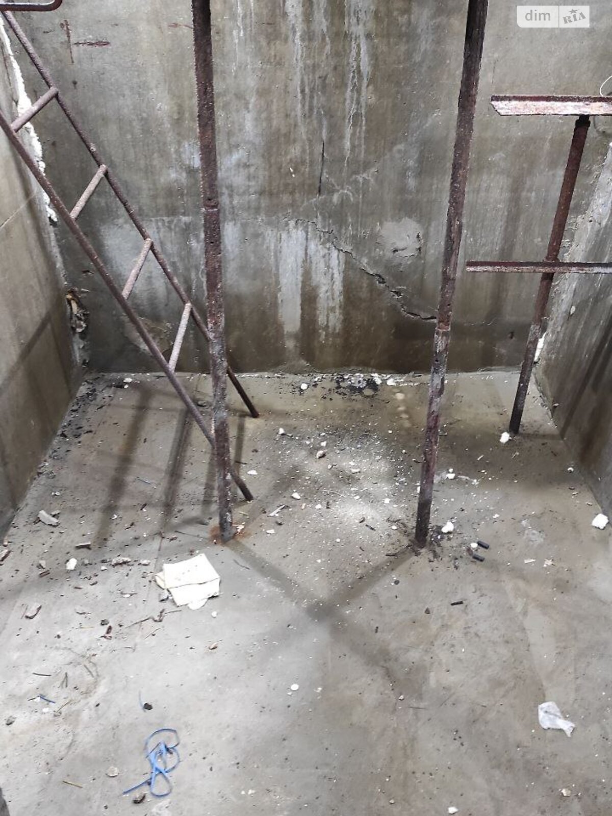 Місце в гаражному кооперативі під легкове авто в Києві, площа 19 кв.м. фото 1 Місце в гаражному кооперативі під легкове авто в Києві, площа 19 кв.м. фото 1