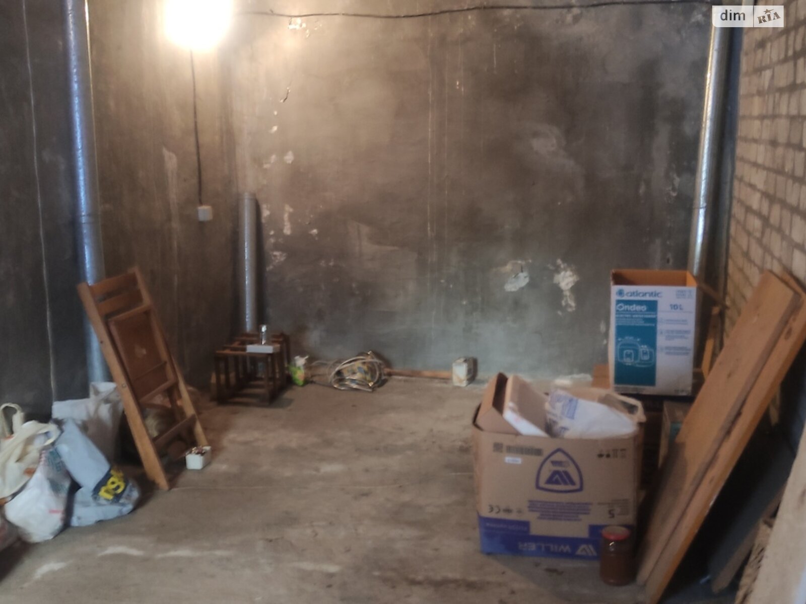 Місце в гаражному кооперативі під легкове авто в Києві, площа 15 кв.м. фото 1