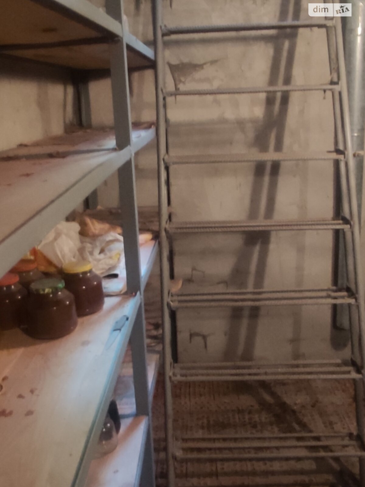 Місце в гаражному кооперативі під легкове авто в Києві, площа 15 кв.м. фото 1