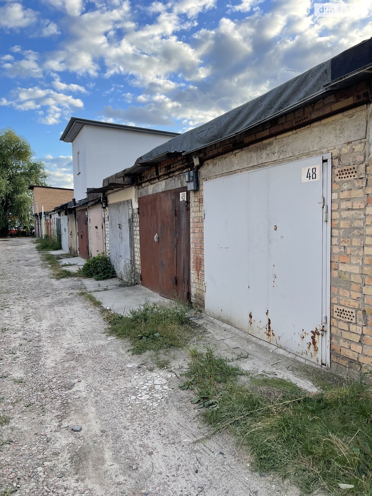 Место в гаражном кооперативе под легковое авто в Киеве, площадь 36 кв.м. фото 1 Место в гаражном кооперативе под легковое авто в Киеве, площадь 36 кв.м. фото 1