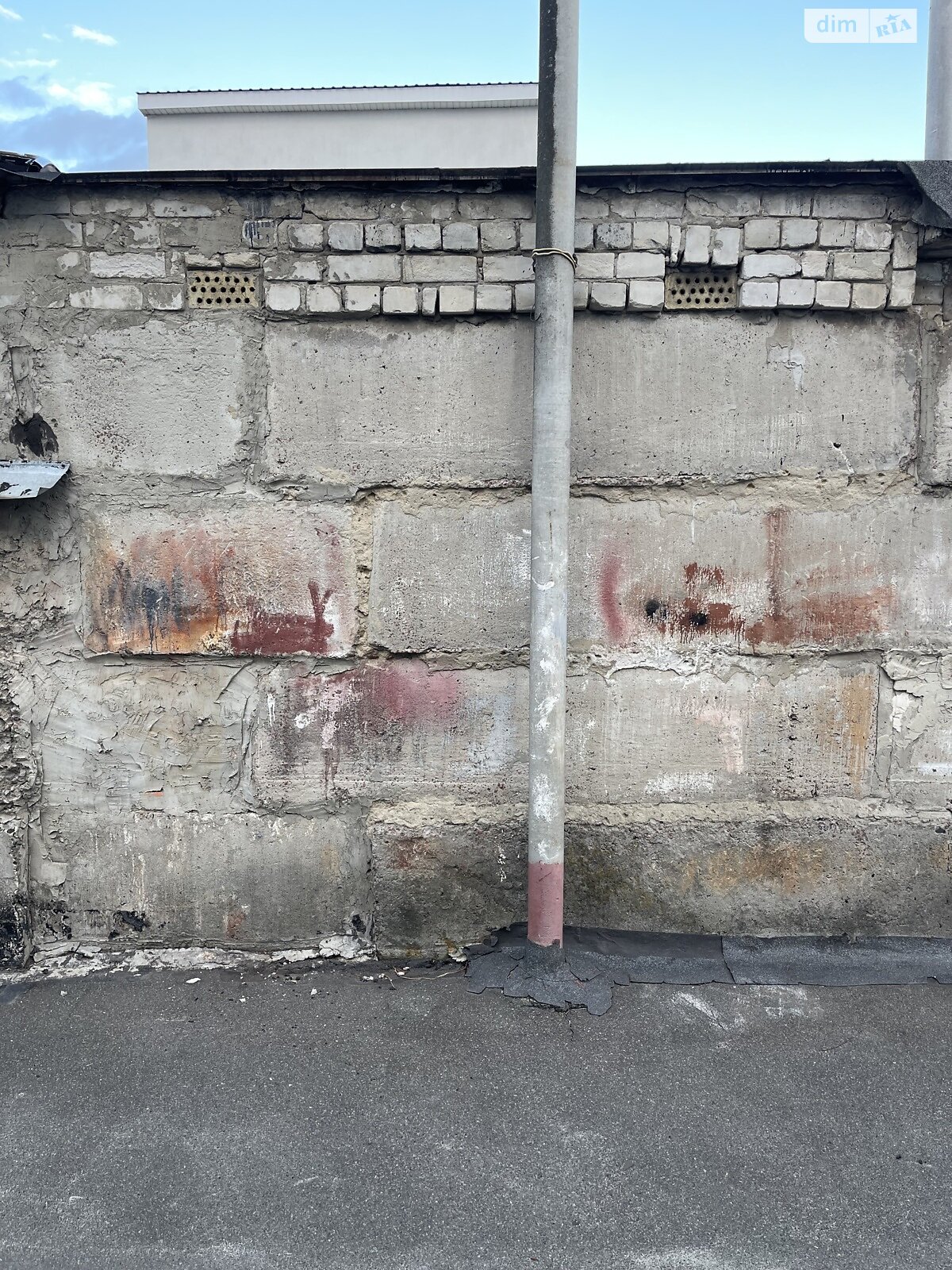 Место в гаражном кооперативе под легковое авто в Киеве, площадь 36 кв.м. фото 1 Место в гаражном кооперативе под легковое авто в Киеве, площадь 36 кв.м. фото 1