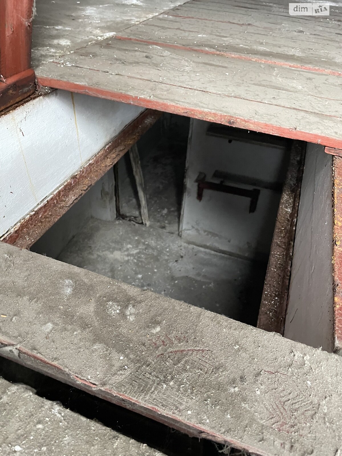 Место в гаражном кооперативе универсальный в Киеве, площадь 35 кв.м. фото 1