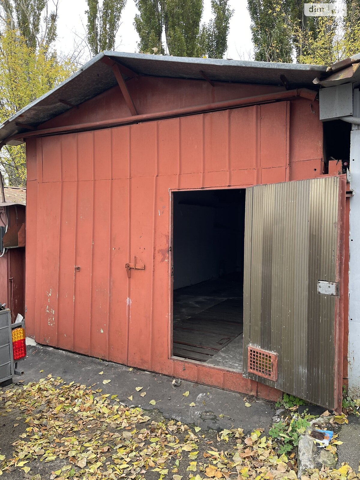 Место в гаражном кооперативе универсальный в Киеве, площадь 35 кв.м. фото 1