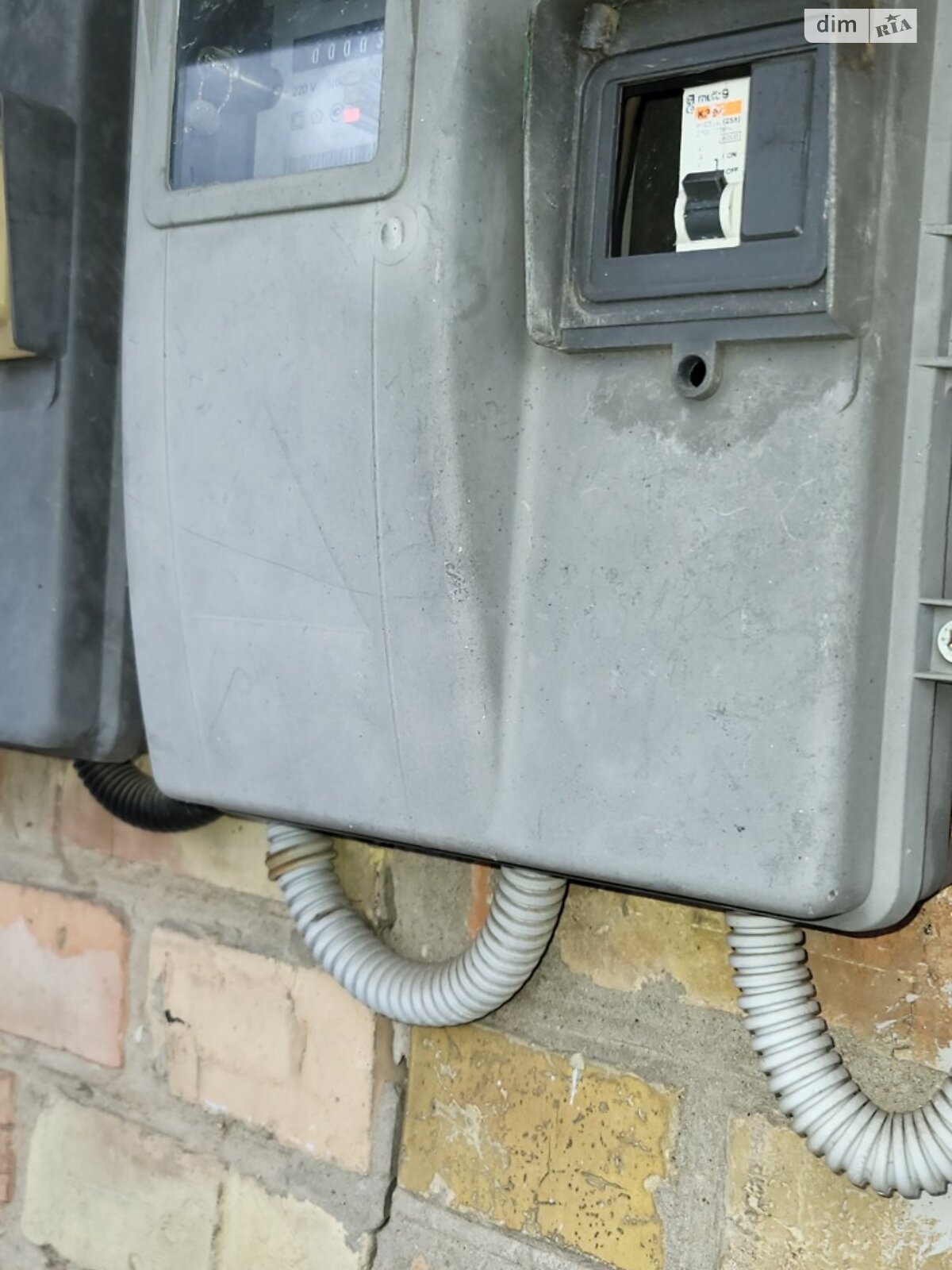 Место в гаражном кооперативе под легковое авто в Киеве, площадь 33 кв.м. фото 1