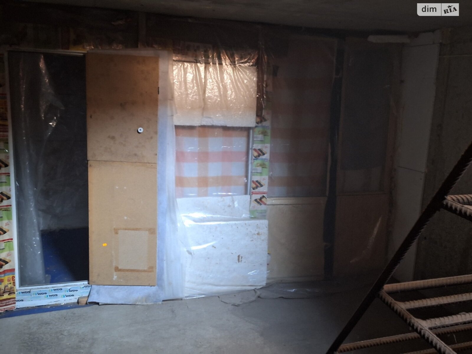 Место в гаражном кооперативе под легковое авто в Киеве, площадь 39 кв.м. фото 1 Место в гаражном кооперативе под легковое авто в Киеве, площадь 39 кв.м. фото 1