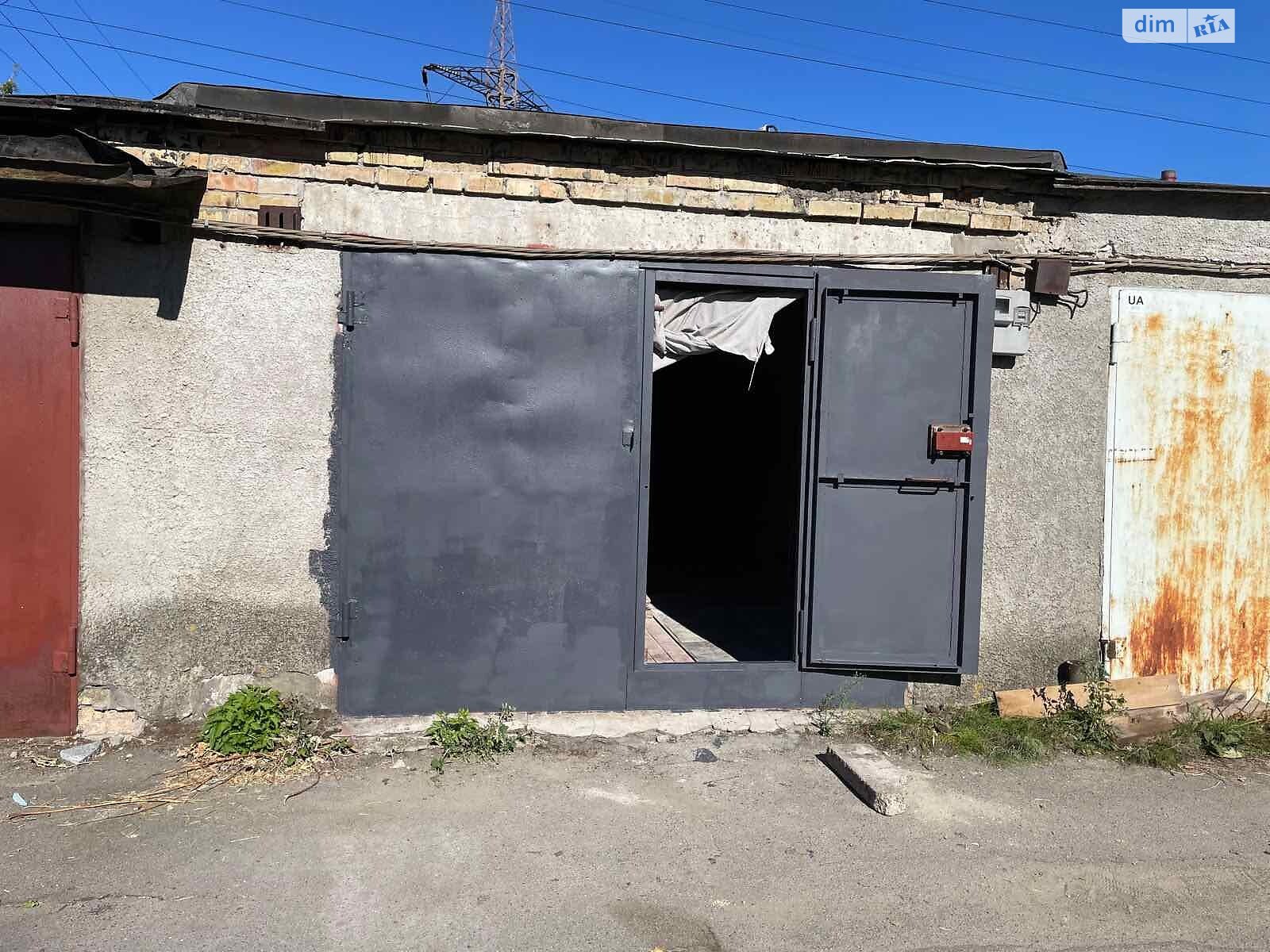 Место в гаражном кооперативе универсальный в Киеве, площадь 39 кв.м. фото 1