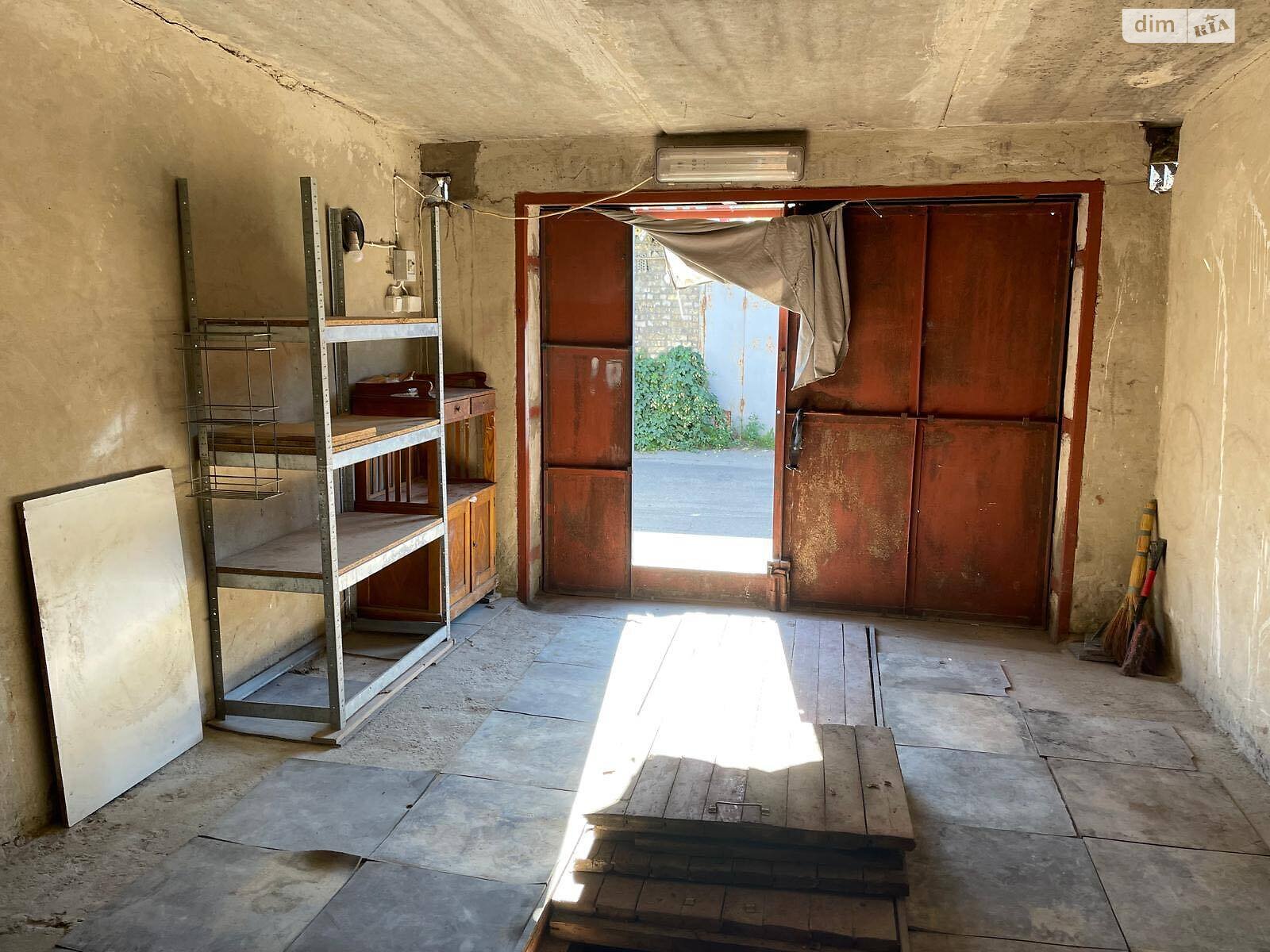 Место в гаражном кооперативе универсальный в Киеве, площадь 39 кв.м. фото 1