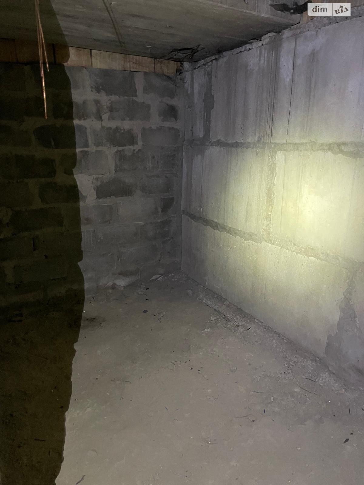 Место в гаражном кооперативе универсальный в Киеве, площадь 39 кв.м. фото 1