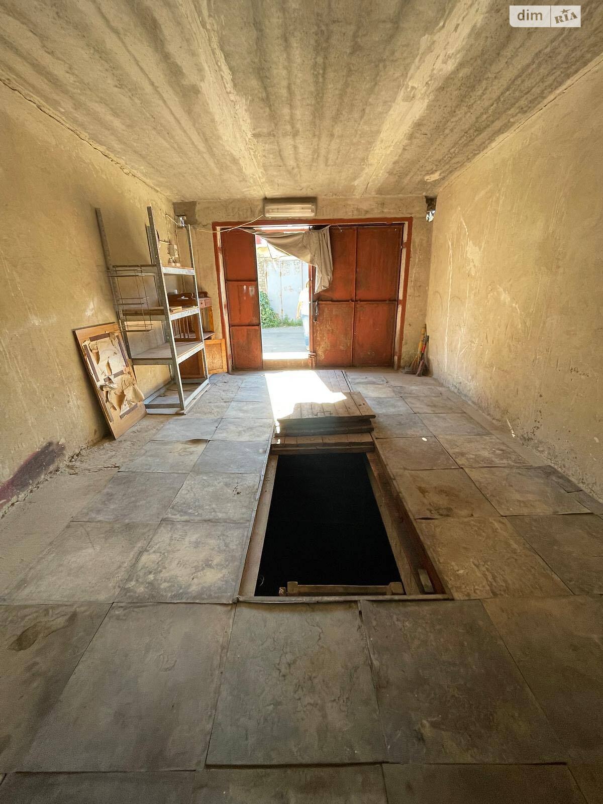 Место в гаражном кооперативе универсальный в Киеве, площадь 39 кв.м. фото 1