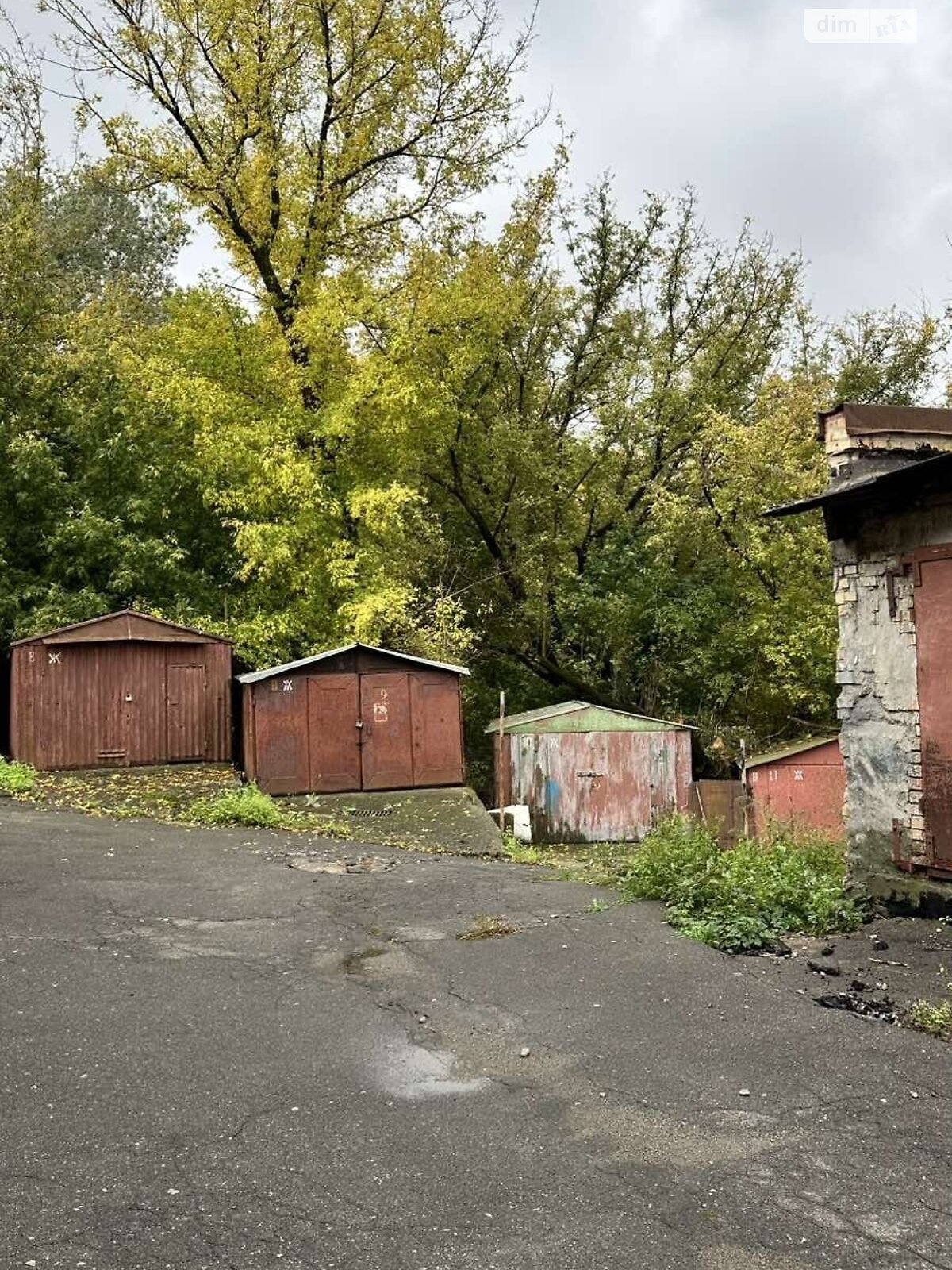 Место в гаражном кооперативе под легковое авто в Киеве, площадь 32 кв.м. фото 1