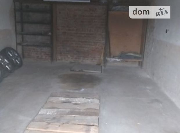 Место в гаражном кооперативе под легковое авто в Кременчуге, площадь 30 кв.м. фото 1 Место в гаражном кооперативе под легковое авто в Кременчуге, площадь 30 кв.м. фото 1