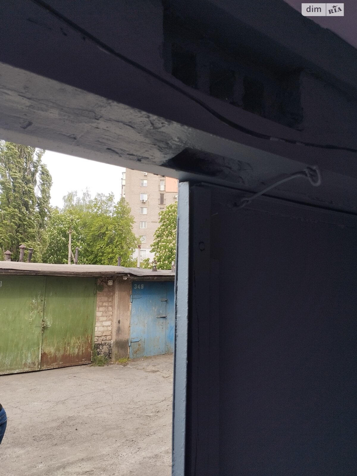 Место в гаражном кооперативе под легковое авто в Кривом Роге, площадь 20 кв.м. фото 1 Место в гаражном кооперативе под легковое авто в Кривом Роге, площадь 20 кв.м. фото 1