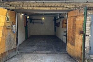 Место в гаражном кооперативе под легковое авто в Кривом Роге, площадь 22.8 кв.м. фото 2