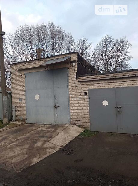 Место в гаражном кооперативе под бус в Луцке, площадь 40 кв.м. фото 1 Место в гаражном кооперативе под бус в Луцке, площадь 40 кв.м. фото 1