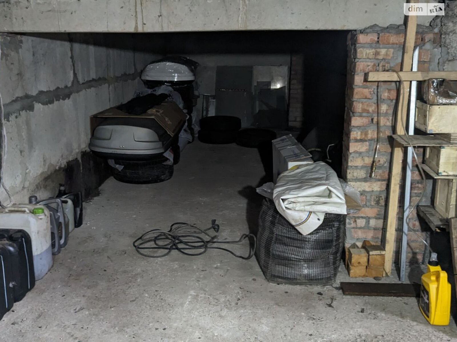 Место в гаражном кооперативе под бус в Львове, площадь 84 кв.м. фото 1