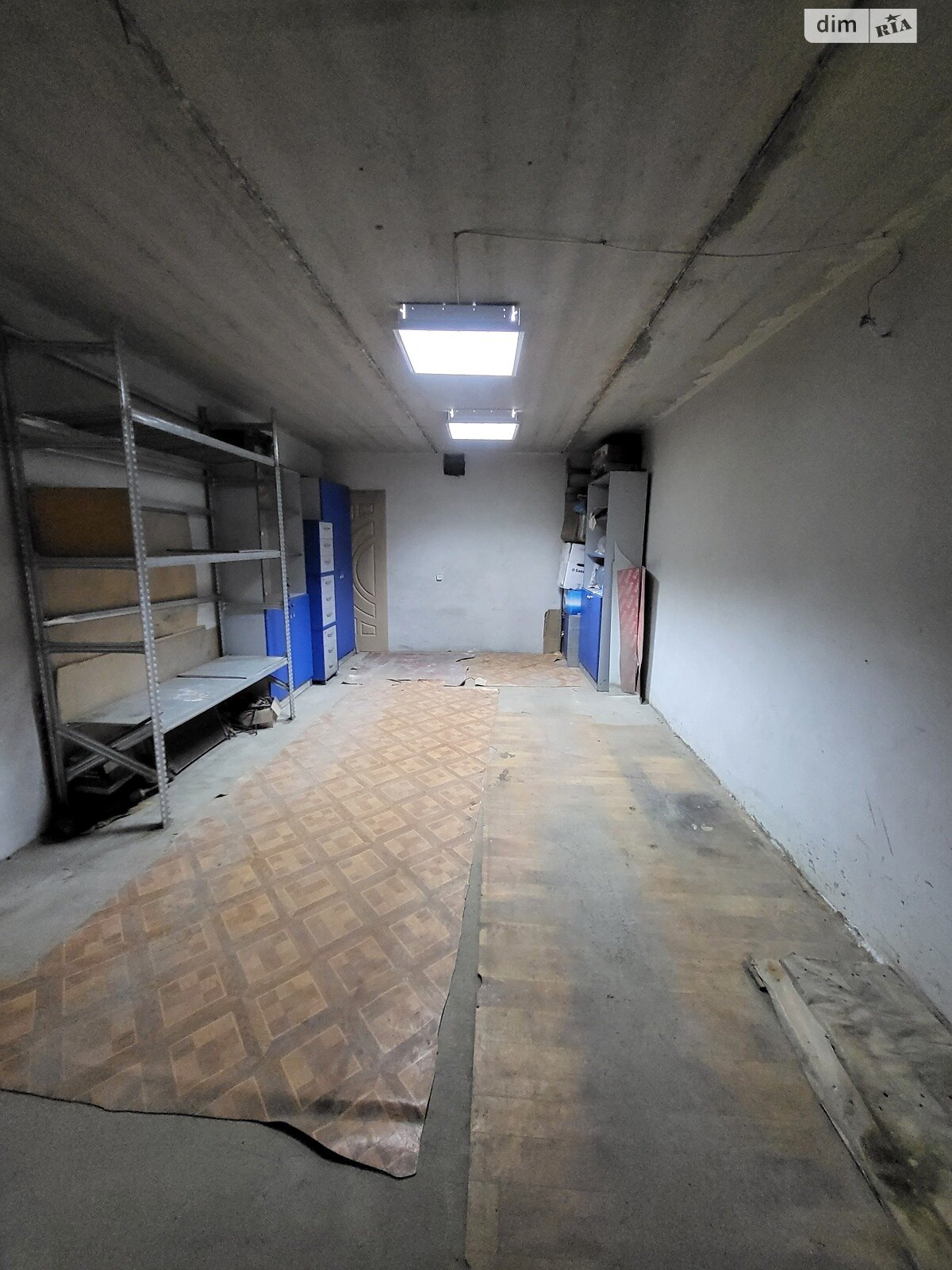 Место в гаражном кооперативе под легковое авто в Львове, площадь 19.7 кв.м. фото 1 Место в гаражном кооперативе под легковое авто в Львове, площадь 19.7 кв.м. фото 1