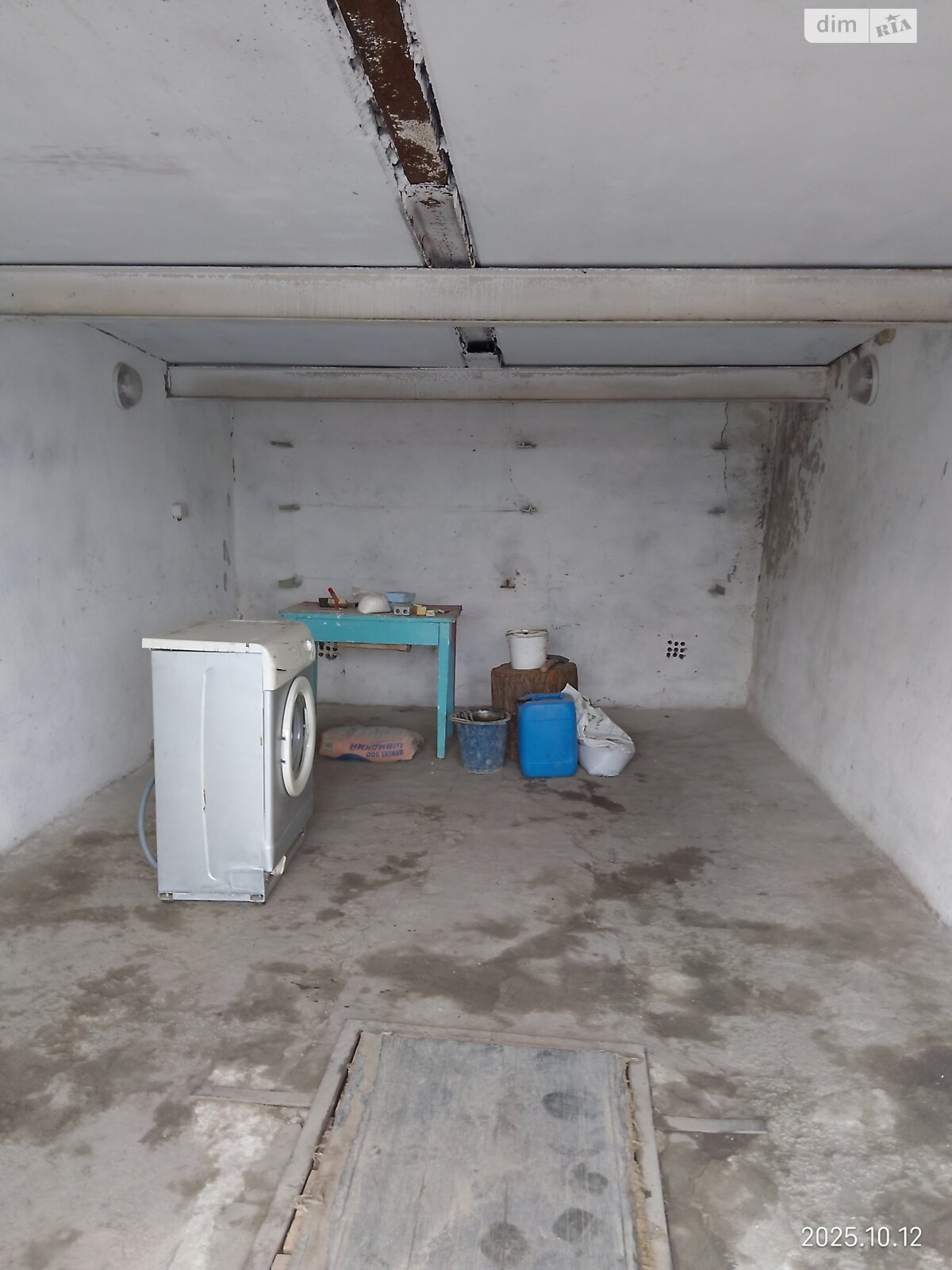 Место в гаражном кооперативе под легковое авто в Павлограде, площадь 24 кв.м. фото 1