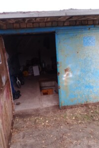 Місце в гаражному кооперативі під легкове авто в Павлограде, площа 15 кв.м. фото 2 Місце в гаражному кооперативі під легкове авто в Павлограде, площа 15 кв.м. фото 2