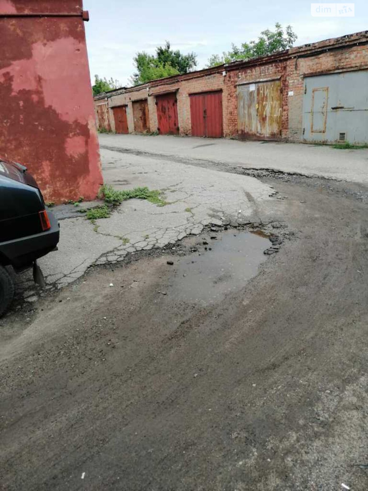 Место в гаражном кооперативе под легковое авто в Полтаве, площадь 21 кв.м. фото 1