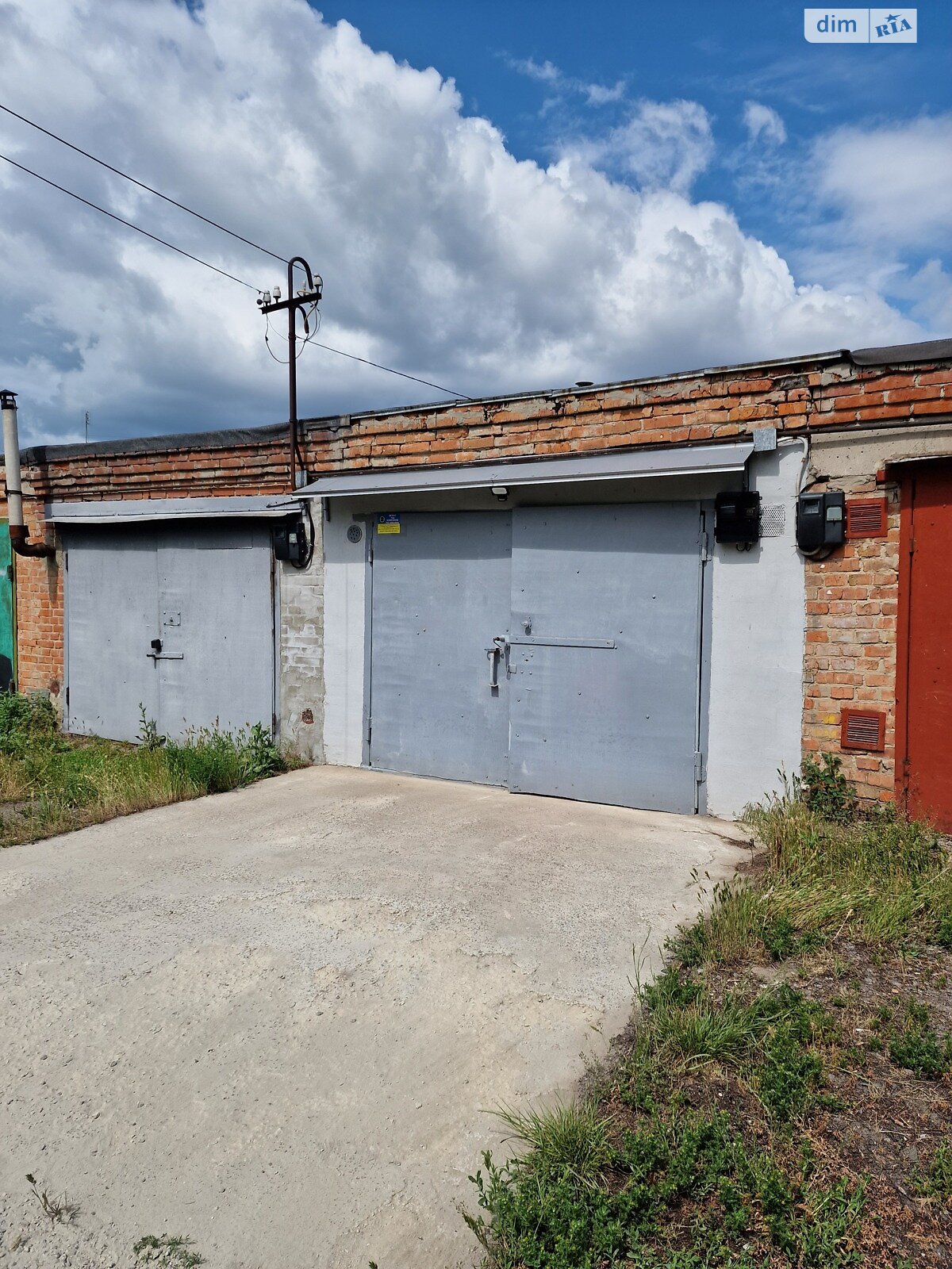 Місце в гаражному кооперативі під легкове авто в Розсошенці, площа 18.2 кв.м. фото 1 Місце в гаражному кооперативі під легкове авто в Розсошенці, площа 18.2 кв.м. фото 1