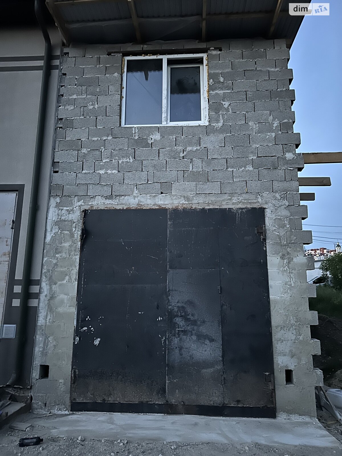 Місце в гаражному кооперативі під легкове авто в Тернополі, площа 48 кв.м. фото 1 Місце в гаражному кооперативі під легкове авто в Тернополі, площа 48 кв.м. фото 1