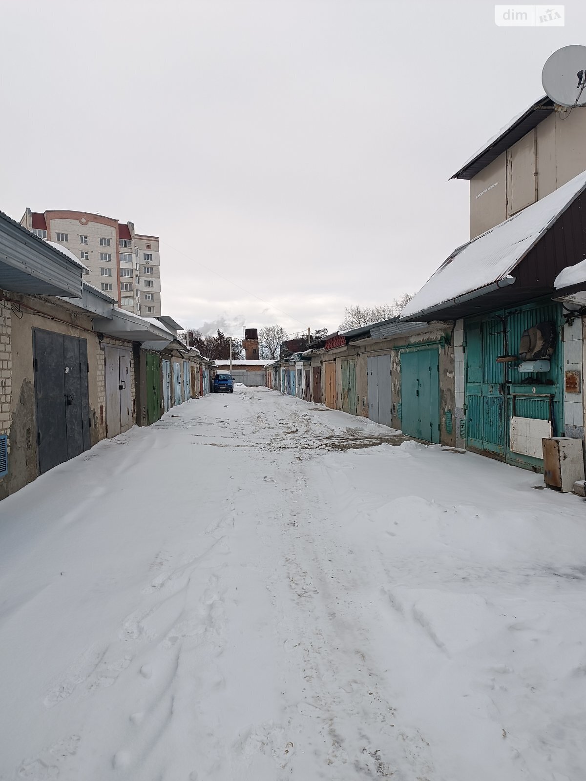 Місце в гаражному кооперативі універсальний в Тернополі, площа 41 кв.м. фото 1