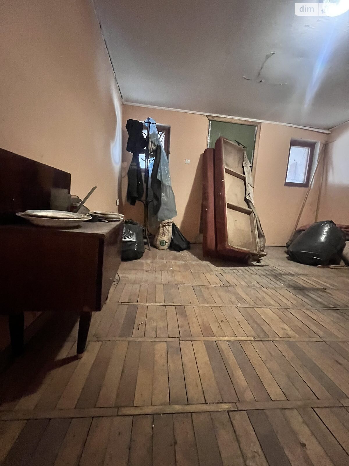 Місце в гаражному кооперативі під бус в Тернополі, площа 61 кв.м. фото 1 Місце в гаражному кооперативі під бус в Тернополі, площа 61 кв.м. фото 1