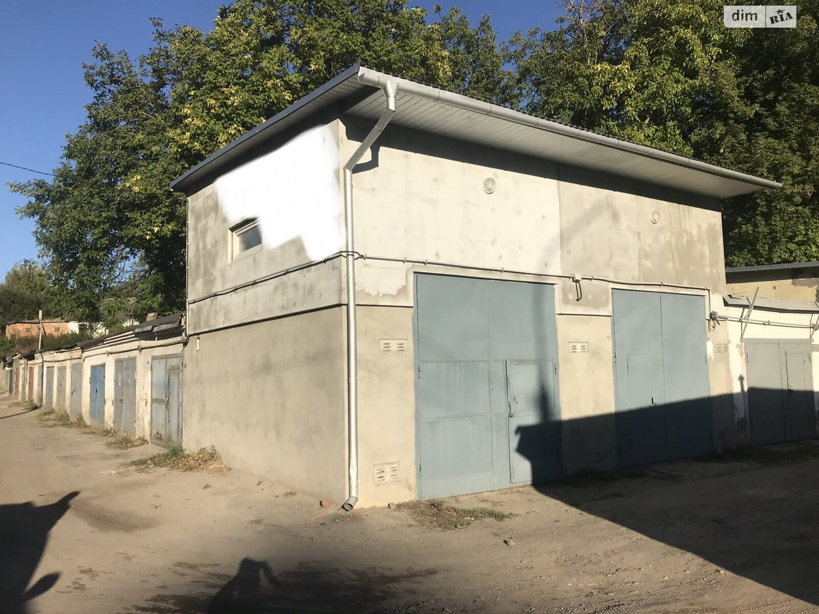 Место в гаражном кооперативе универсальный в Тернополе, площадь 30 кв.м. фото 1 Место в гаражном кооперативе универсальный в Тернополе, площадь 30 кв.м. фото 1