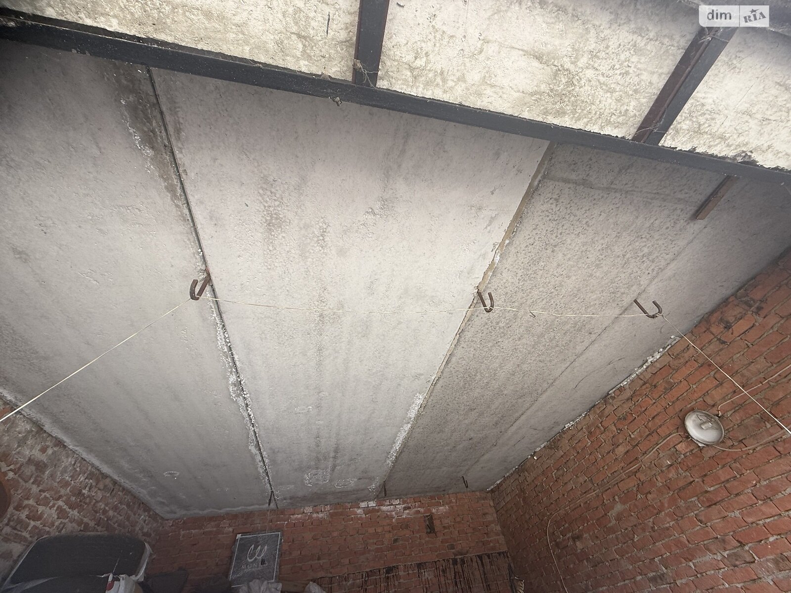 Місце в гаражному кооперативі під легкове авто в Тернополі, площа 54.5 кв.м. фото 1 Місце в гаражному кооперативі під легкове авто в Тернополі, площа 54.5 кв.м. фото 1