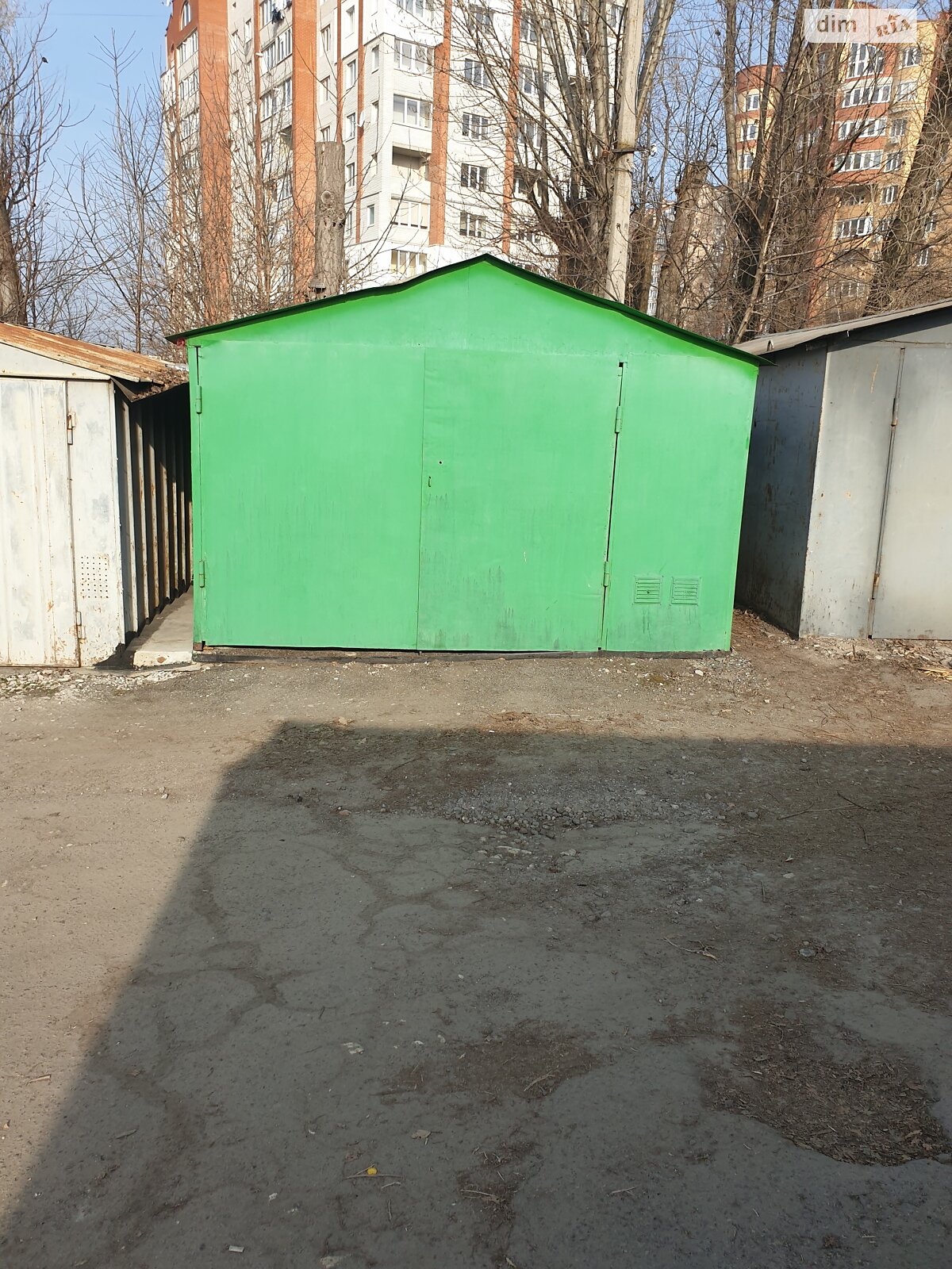 Место в гаражном кооперативе под легковое авто в Тернополе, площадь 21.5 кв.м. фото 1 Место в гаражном кооперативе под легковое авто в Тернополе, площадь 21.5 кв.м. фото 1