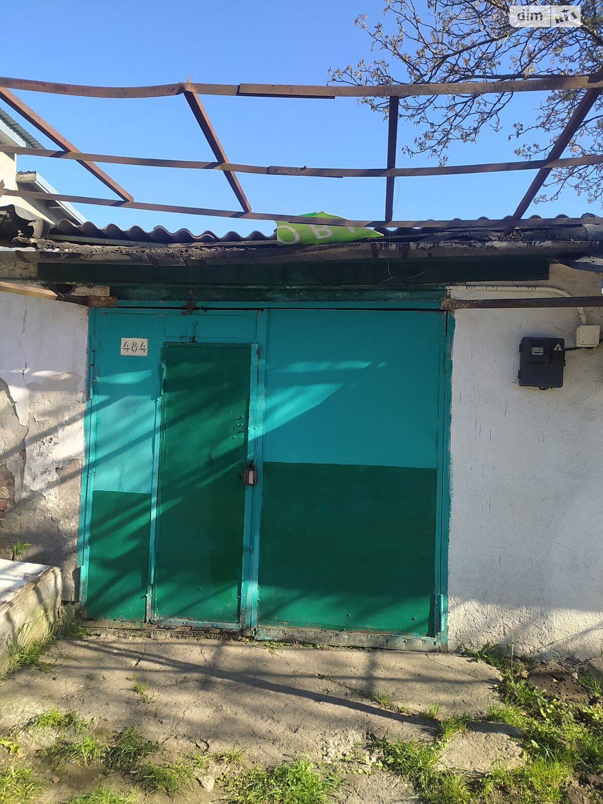 Место в гаражном кооперативе под легковое авто в Тернополе, площадь 28.7 кв.м. фото 1 Место в гаражном кооперативе под легковое авто в Тернополе, площадь 28.7 кв.м. фото 1