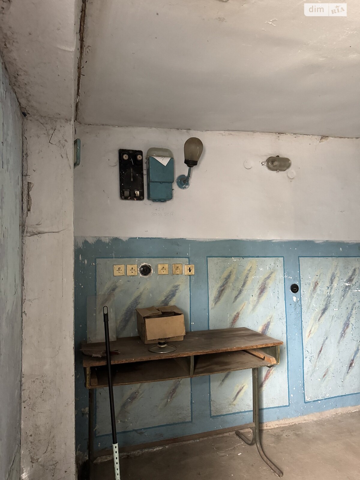 Место в гаражном кооперативе под легковое авто в Тернополе, площадь 28.2 кв.м. фото 1 Место в гаражном кооперативе под легковое авто в Тернополе, площадь 28.2 кв.м. фото 1