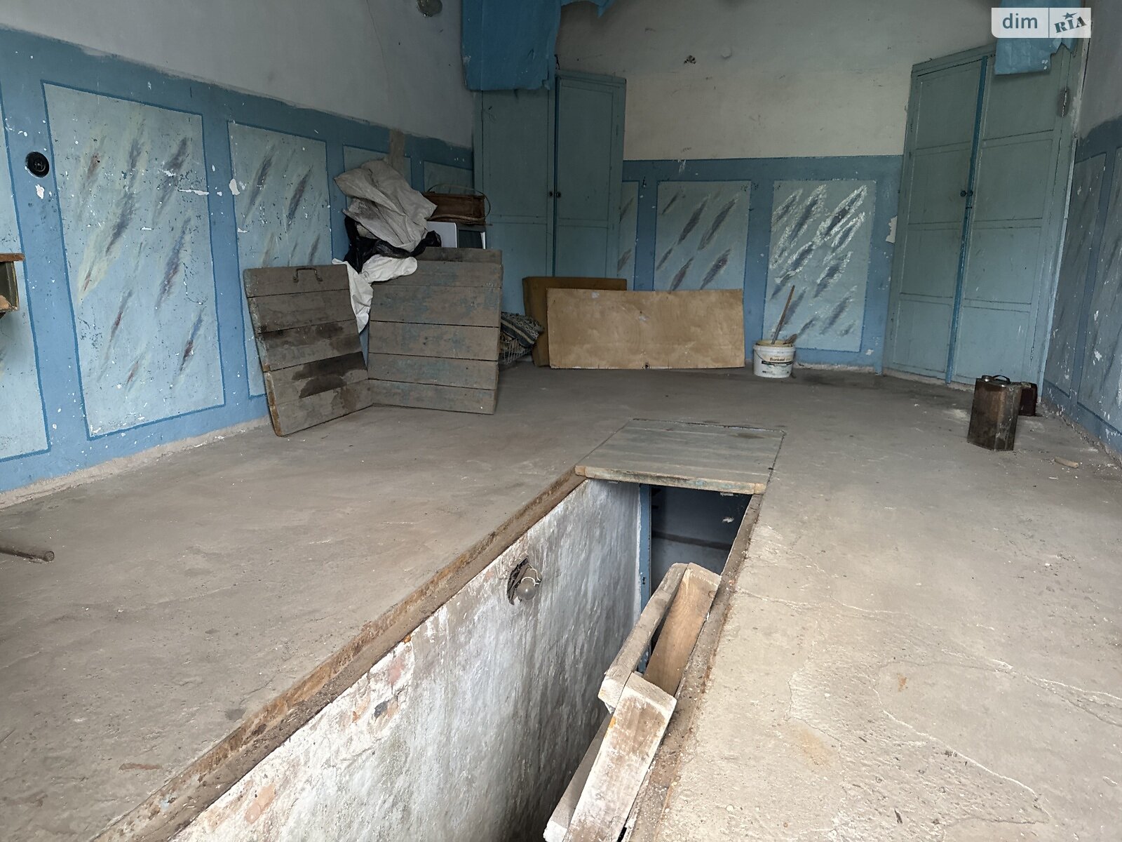 Место в гаражном кооперативе под легковое авто в Тернополе, площадь 28.2 кв.м. фото 1 Место в гаражном кооперативе под легковое авто в Тернополе, площадь 28.2 кв.м. фото 1