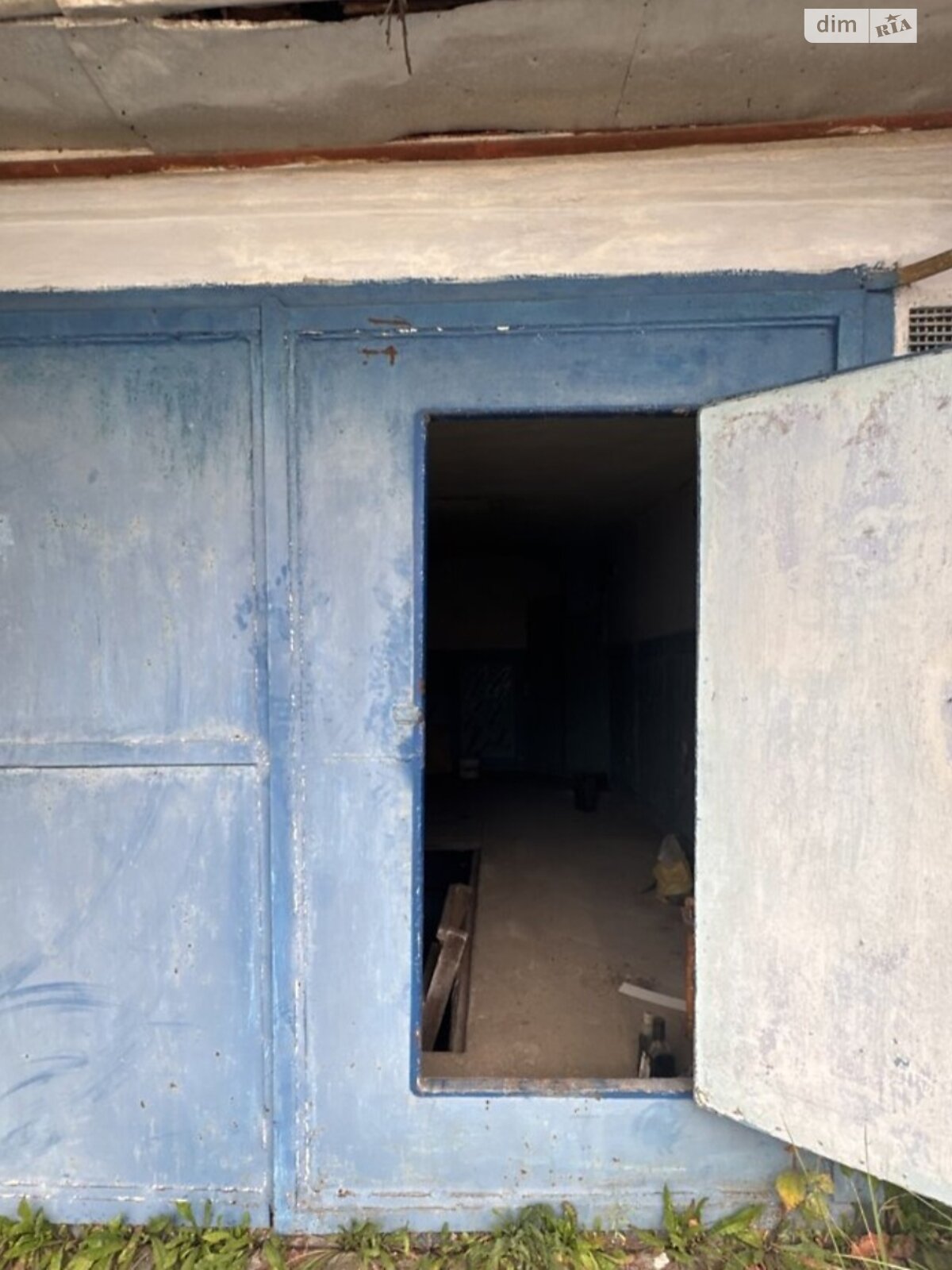 Место в гаражном кооперативе под легковое авто в Тернополе, площадь 28.2 кв.м. фото 1