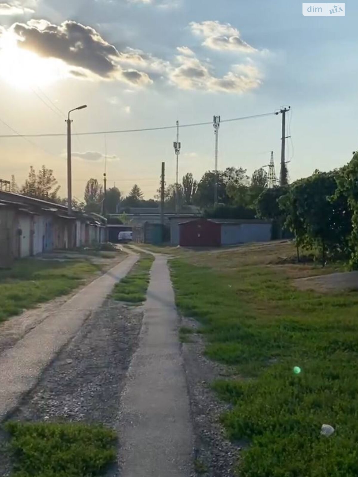 Место в гаражном кооперативе под легковое авто в Виннице, площадь 19 кв.м. фото 1