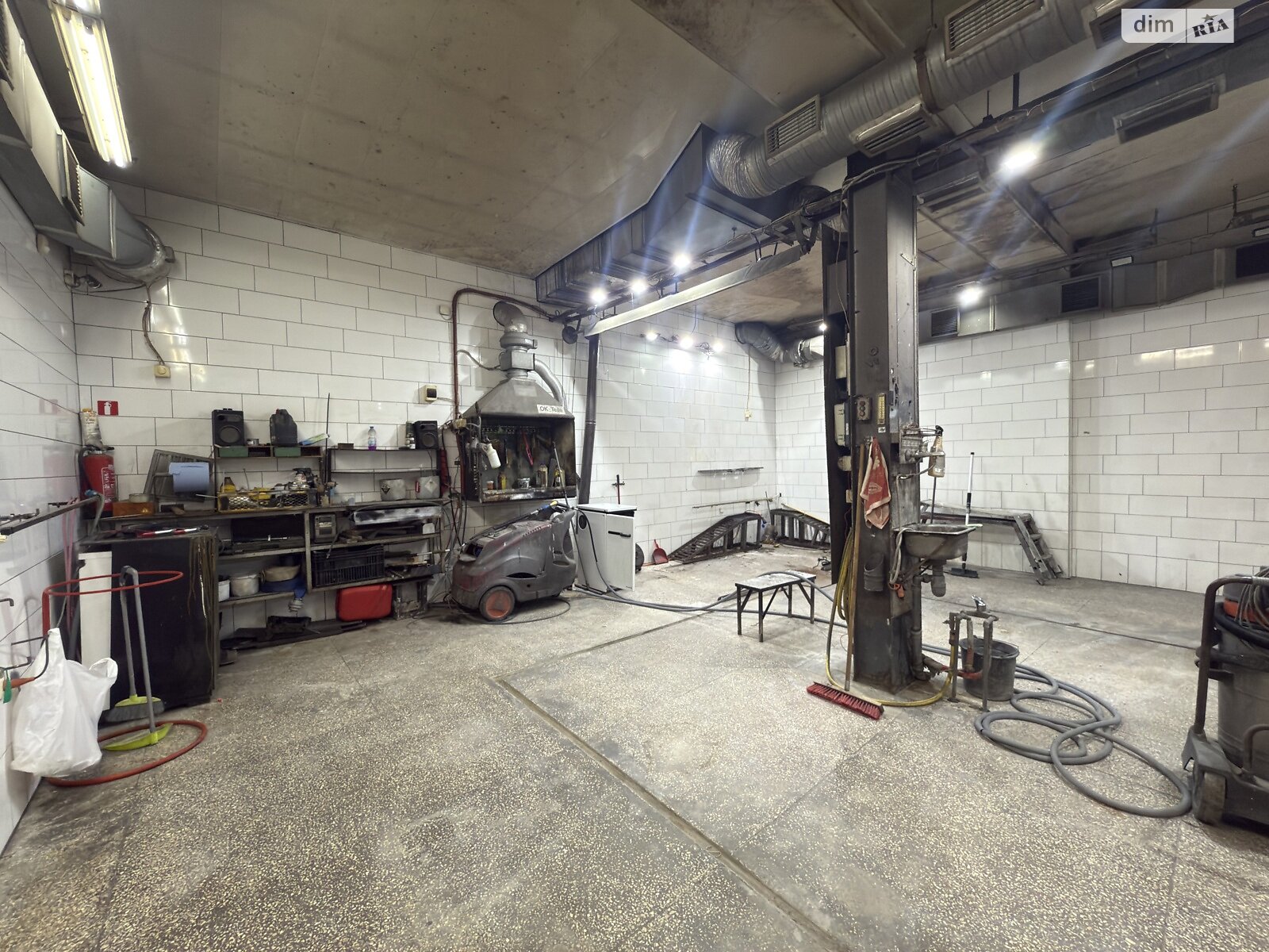 Место в гаражном кооперативе универсальный в Виннице, площадь 111.7 кв.м. фото 1