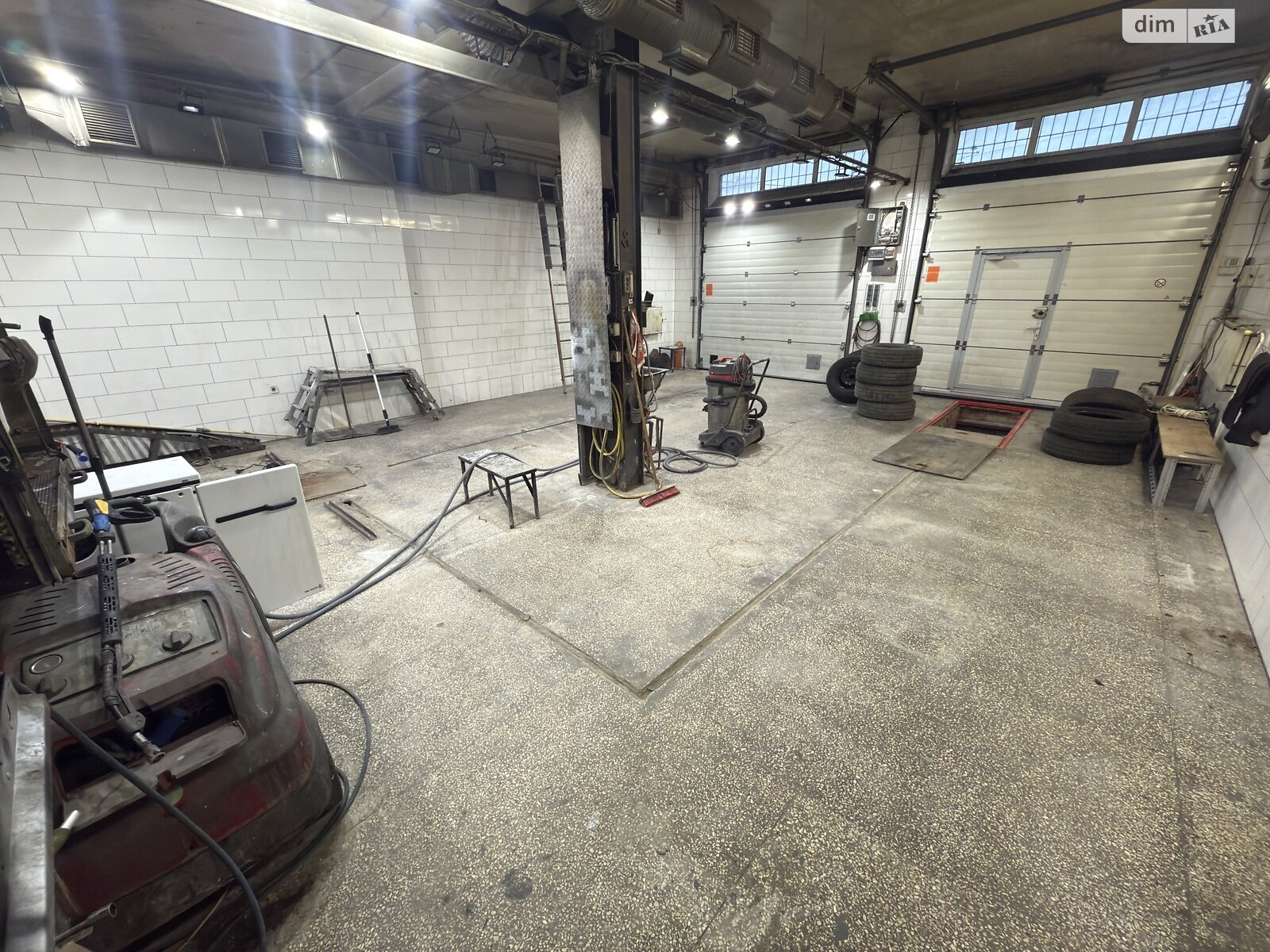 Место в гаражном кооперативе универсальный в Виннице, площадь 111.7 кв.м. фото 1