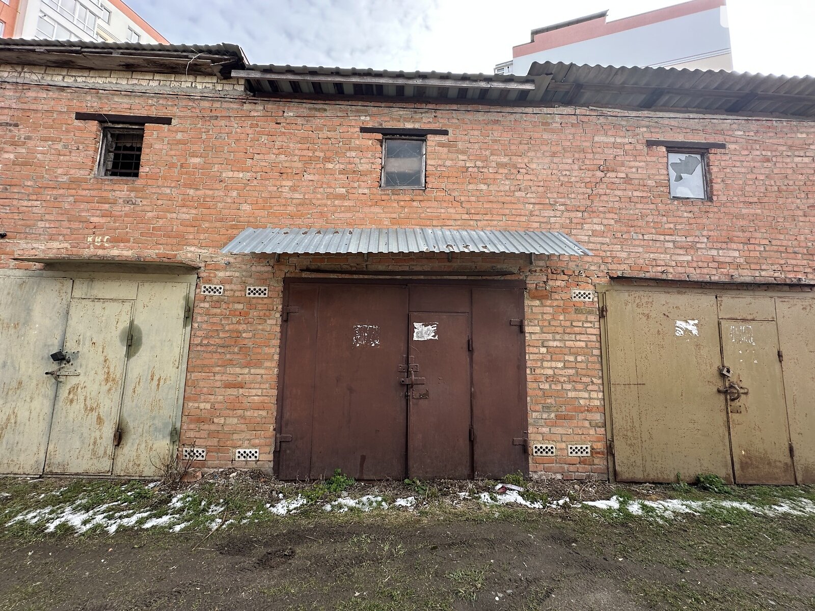 Місце в гаражному кооперативі під легкове авто в Вінниці, площа 32 кв.м. фото 1 Місце в гаражному кооперативі під легкове авто в Вінниці, площа 32 кв.м. фото 1