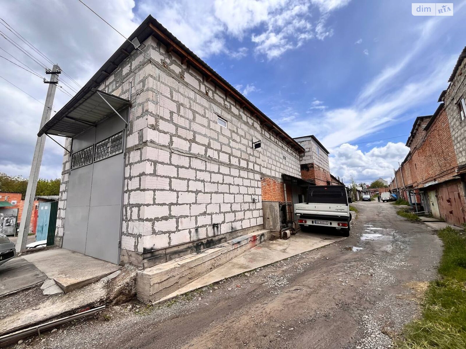 Место в гаражном кооперативе универсальный в Виннице, площадь 142 кв.м. фото 1 Место в гаражном кооперативе универсальный в Виннице, площадь 142 кв.м. фото 1