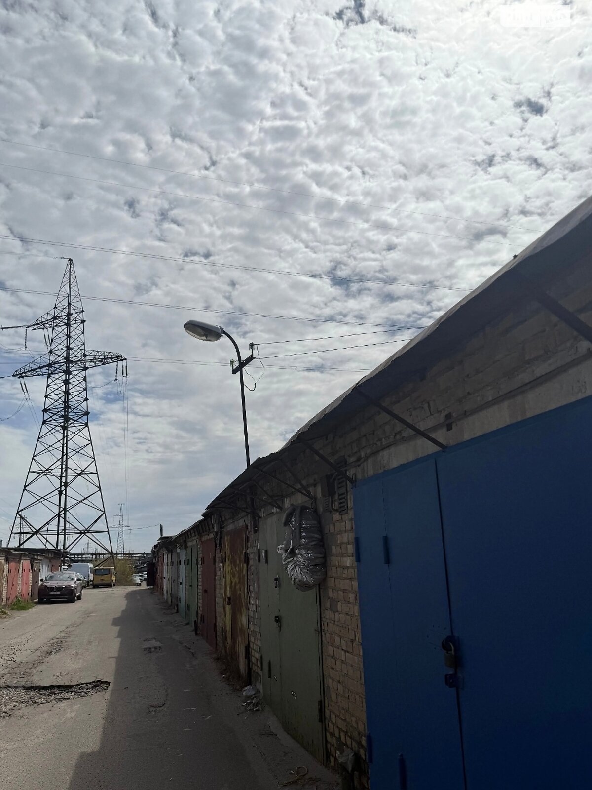 Место в гаражном кооперативе под легковое авто в Виннице, площадь 32 кв.м. фото 1 Место в гаражном кооперативе под легковое авто в Виннице, площадь 32 кв.м. фото 1