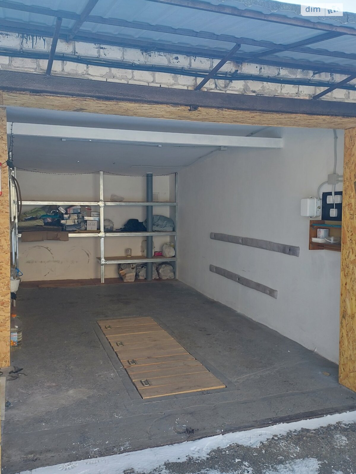 Місце в гаражному кооперативі під легкове авто в Запоріжжі, площа 22 кв.м. фото 1