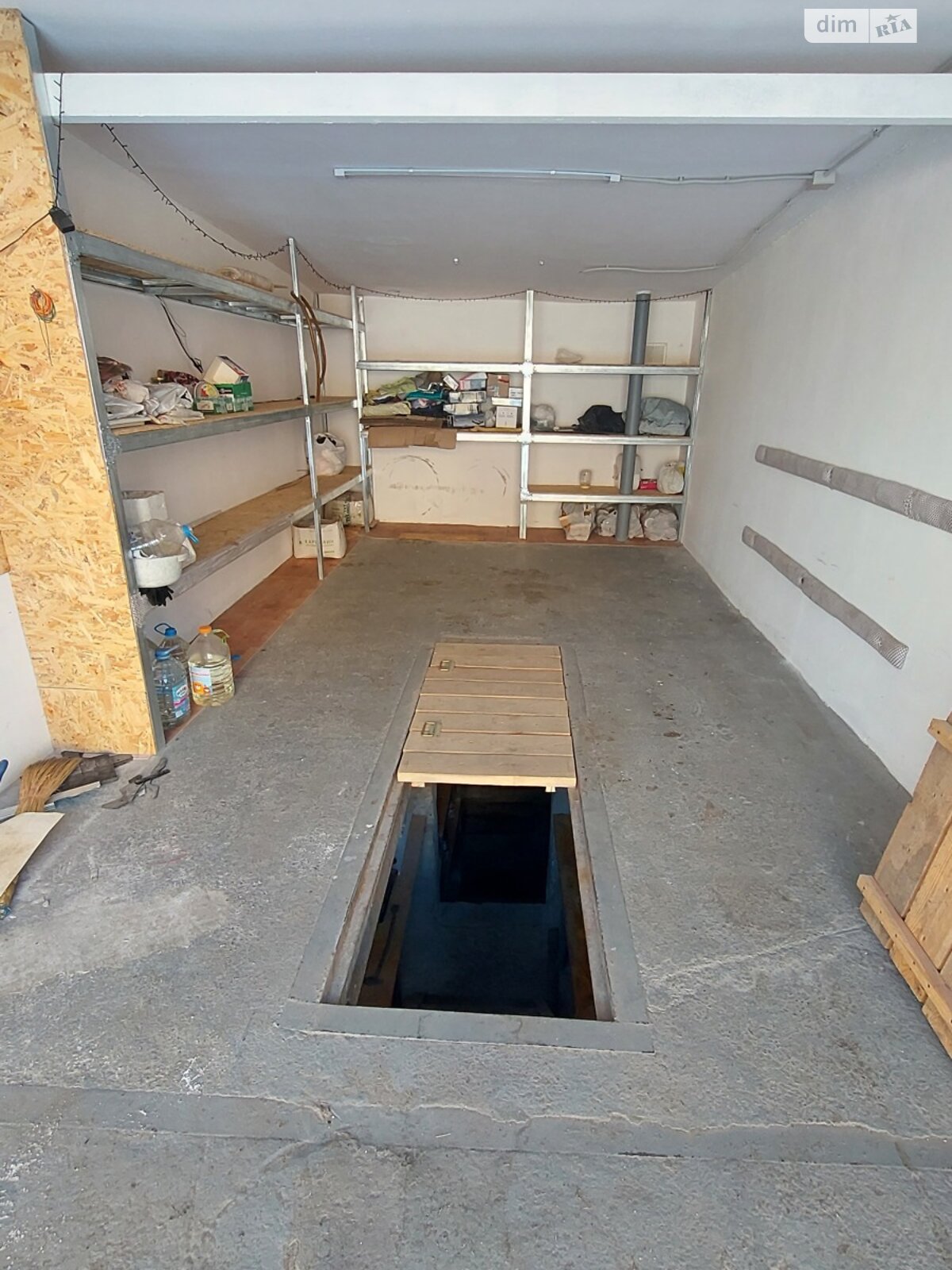 Місце в гаражному кооперативі під легкове авто в Запоріжжі, площа 22 кв.м. фото 1