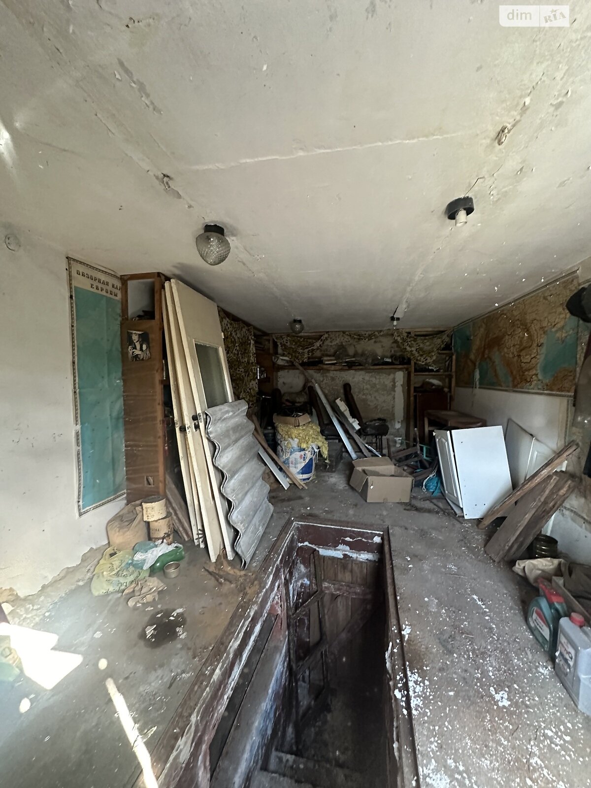 Місце в гаражному кооперативі під легкове авто в Зарванцях, площа 28 кв.м. фото 1 Місце в гаражному кооперативі під легкове авто в Зарванцях, площа 28 кв.м. фото 1