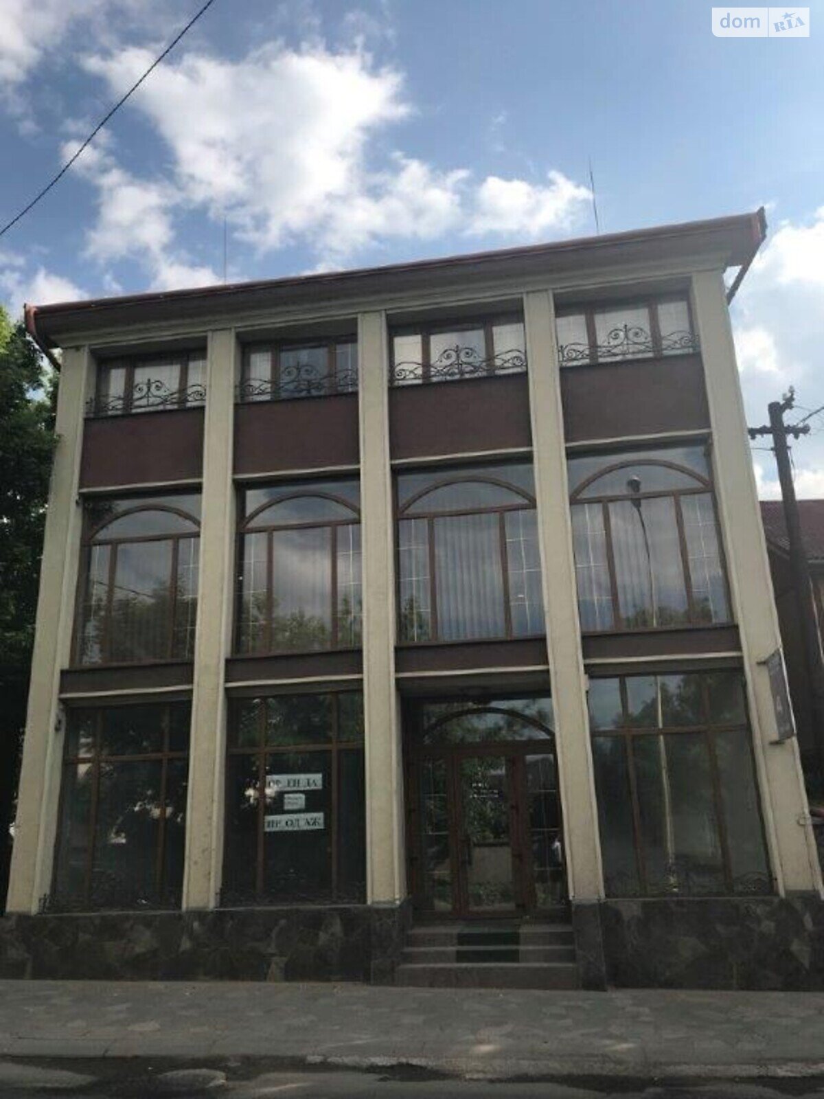 Специальное помещение в Ужгороде, продажа по Собранецька, район Центр, цена: 250 000 долларов за объект фото 1 Специальное помещение в Ужгороде, продажа по Собранецька, район Центр, цена: 250 000 долларов за объект фото 1