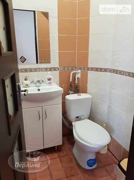 Офисное помещение на 30 кв.м. в бизнес-центре в Тернополе фото 1 Офисное помещение на 30 кв.м. в бизнес-центре в Тернополе фото 1