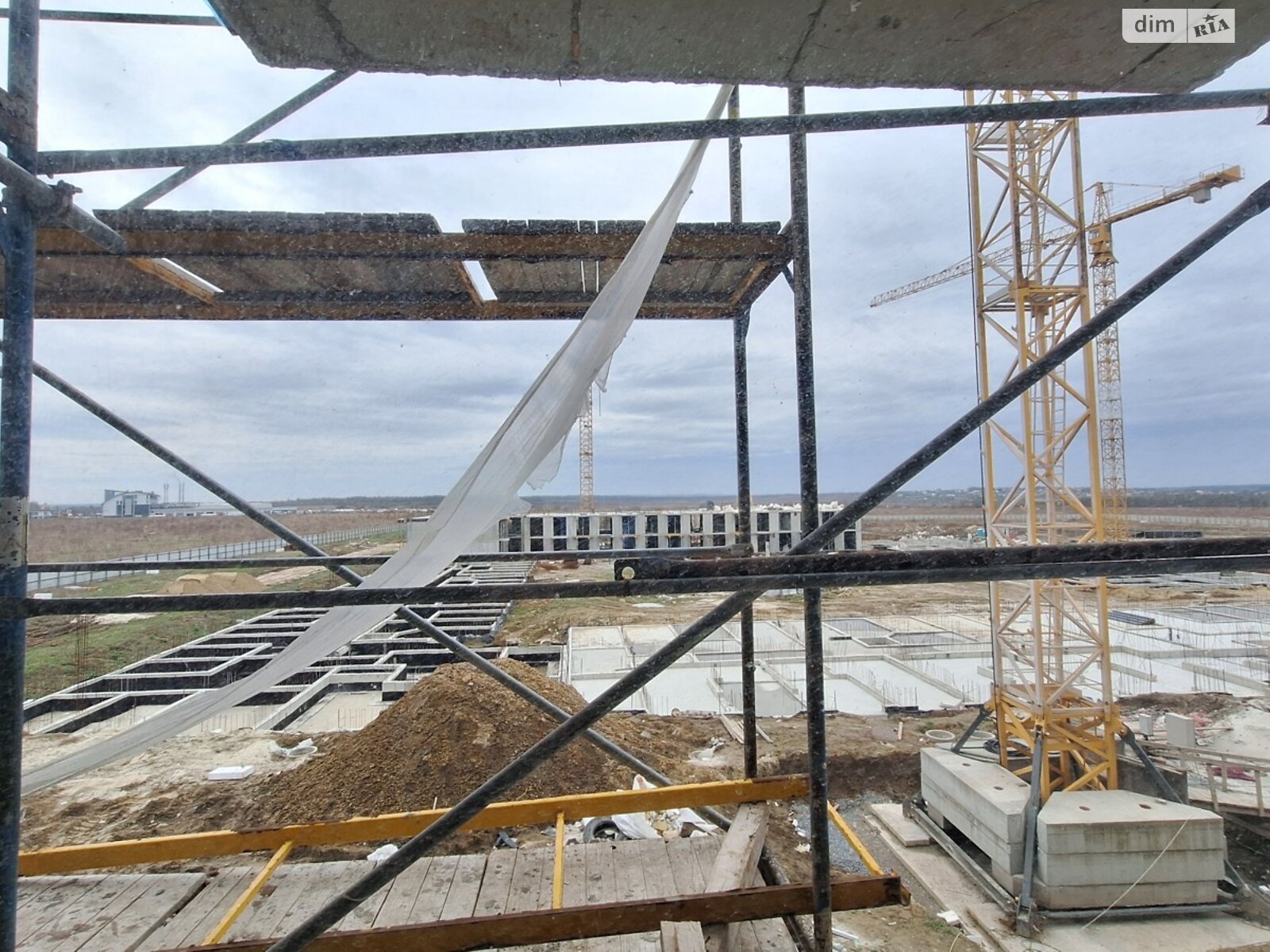 Офисное помещение на 75.7 кв.м. в Басовке фото 1 Офисное помещение на 75.7 кв.м. в Басовке фото 1
